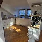 Exklusives 2 Dachstudio Mit Kamin Perfekte Lage Fuer Phantasialand Und Koeln Messe Inkl Parkplatz Und Vollausstattung