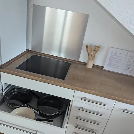 Exklusives 2 Dachstudio Mit Kamin Perfekte Lage Fuer Phantasialand Und Koeln Messe Inkl Parkplatz Und Vollausstattung