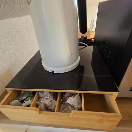 Lejlighed Exklusives 2 Dachstudio Mit Kamin Perfekte Lage Fuer Phantasialand Und Koeln Messe Inkl Parkplatz Und Vollausstattung *