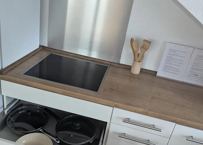 Exklusives 2 Dachstudio Mit Kamin Perfekte Lage Fuer Phantasialand Und Koeln Messe Inkl Parkplatz Und Vollausstattung