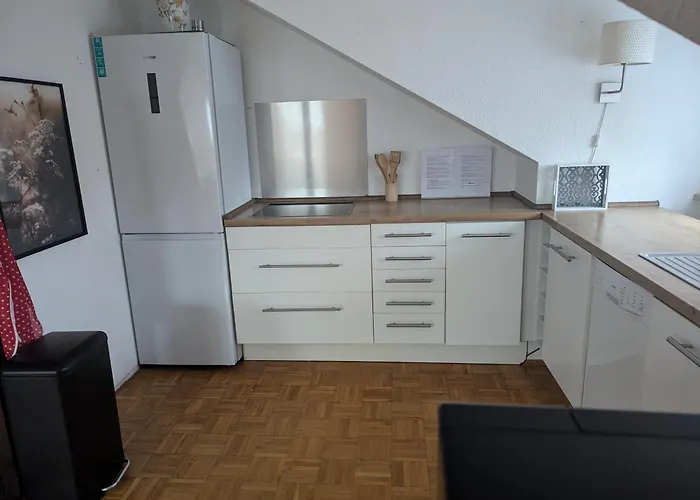 Exklusives 2 Dachstudio Mit Kamin Perfekte Lage Fuer Phantasialand Und Koeln Messe Inkl Parkplatz Und Vollausstattung Apartament *