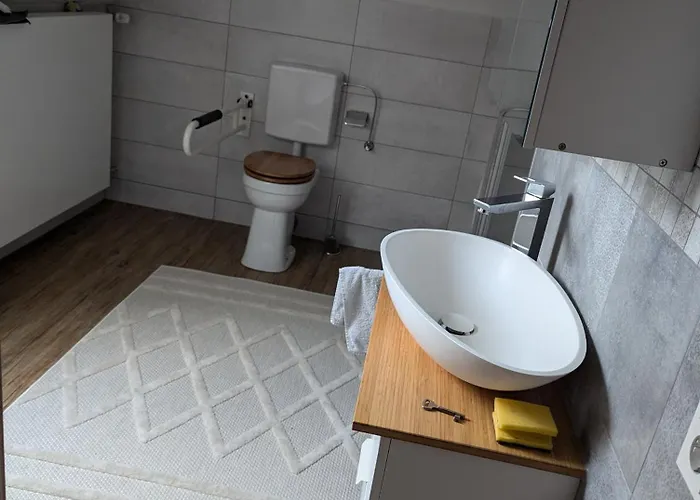 Exklusives 2 Dachstudio Mit Kamin Perfekte Lage Fuer Phantasialand Und Koeln Messe Inkl Parkplatz Und Vollausstattung Norvenich