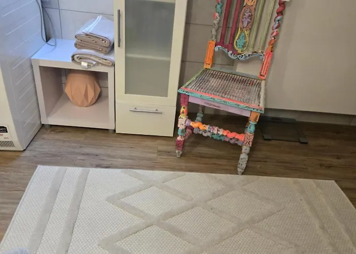 Exklusives 2 Dachstudio Mit Kamin Perfekte Lage Für Phantasialand Und Köln Messe Inkl Parkplatz Und Vollausstattung *