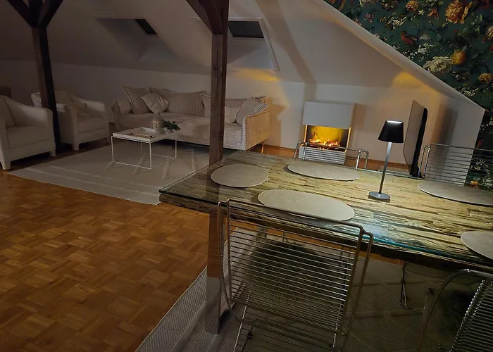 Exklusives 2 Dachstudio Mit Kamin Perfekte Lage Fuer Phantasialand Und Koeln Messe Inkl Parkplatz Und Vollausstattung Apartament *